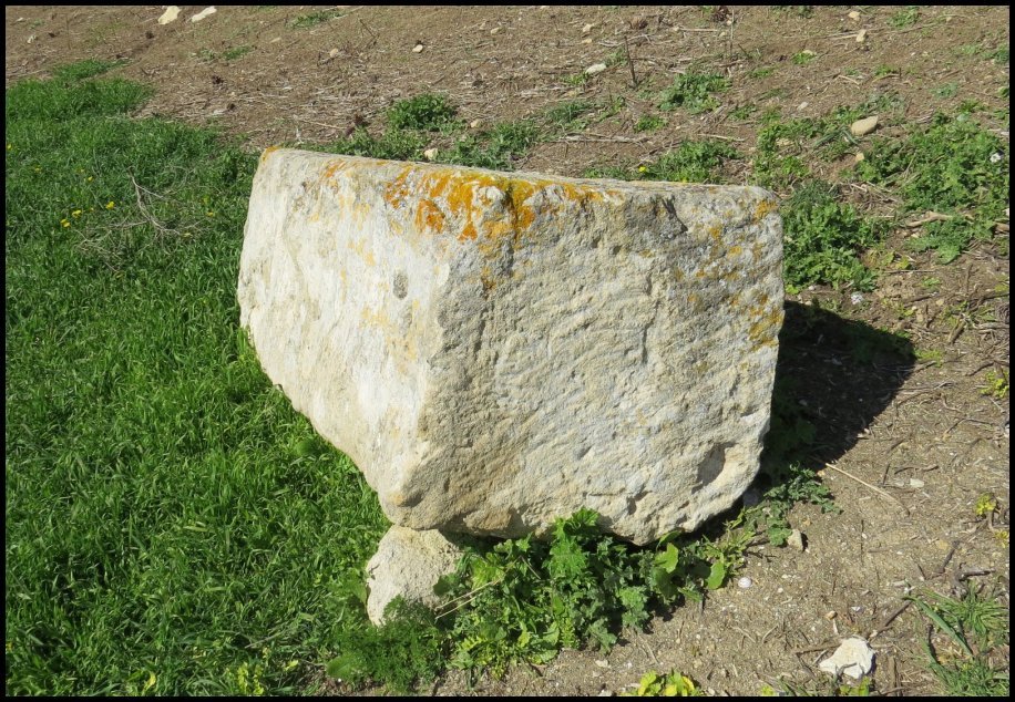 Bloc isolé carrière A 1